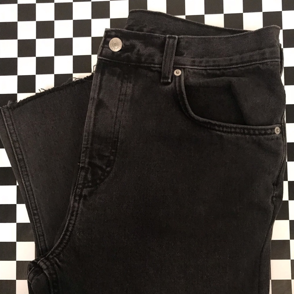 Men’s Line Black Washed Jeans